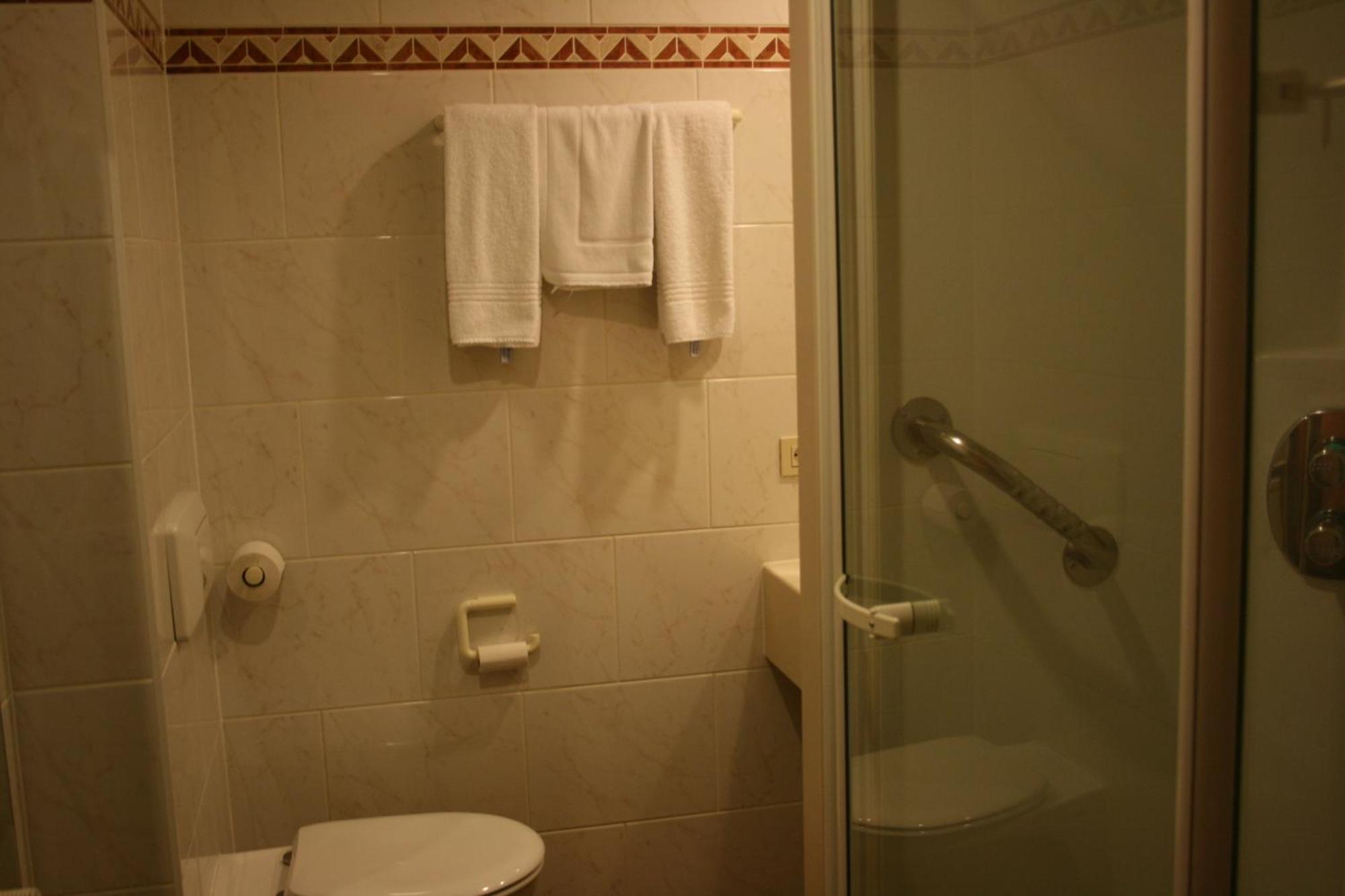 Hotel Shamrock Tielt Kültér fotó